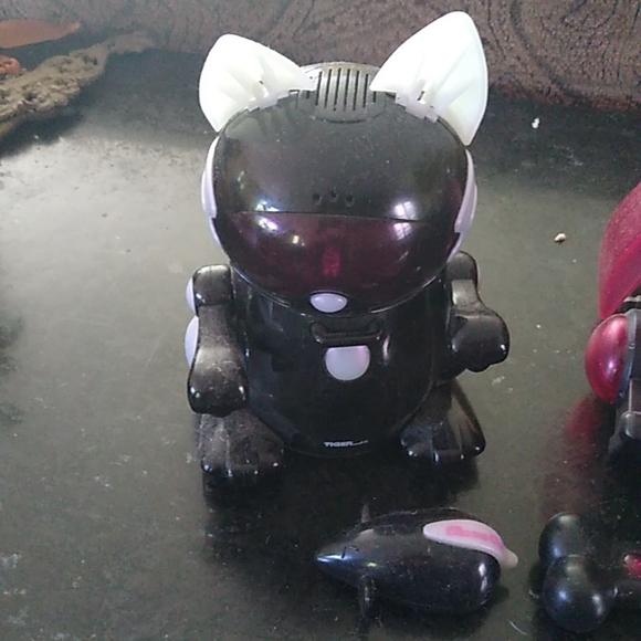 Meowchi and Poochi - Picture 2 of 3